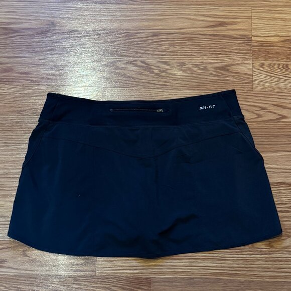 Nike Dri-Fit Skort - Picture 2 of 9